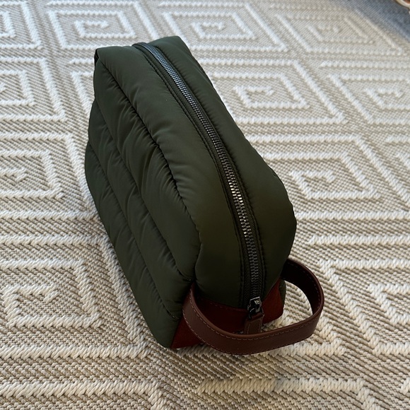 Mark & Graham Highline Pouch - brand new